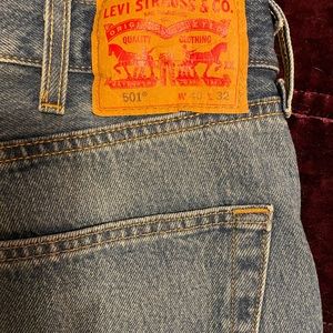 Levi’s 501 jeans